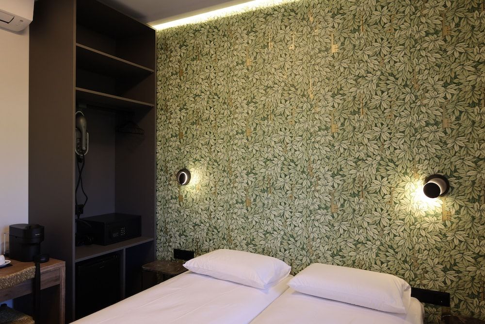 Up Hill Unique Boutique Hotel Deluxe Double or Twin Room