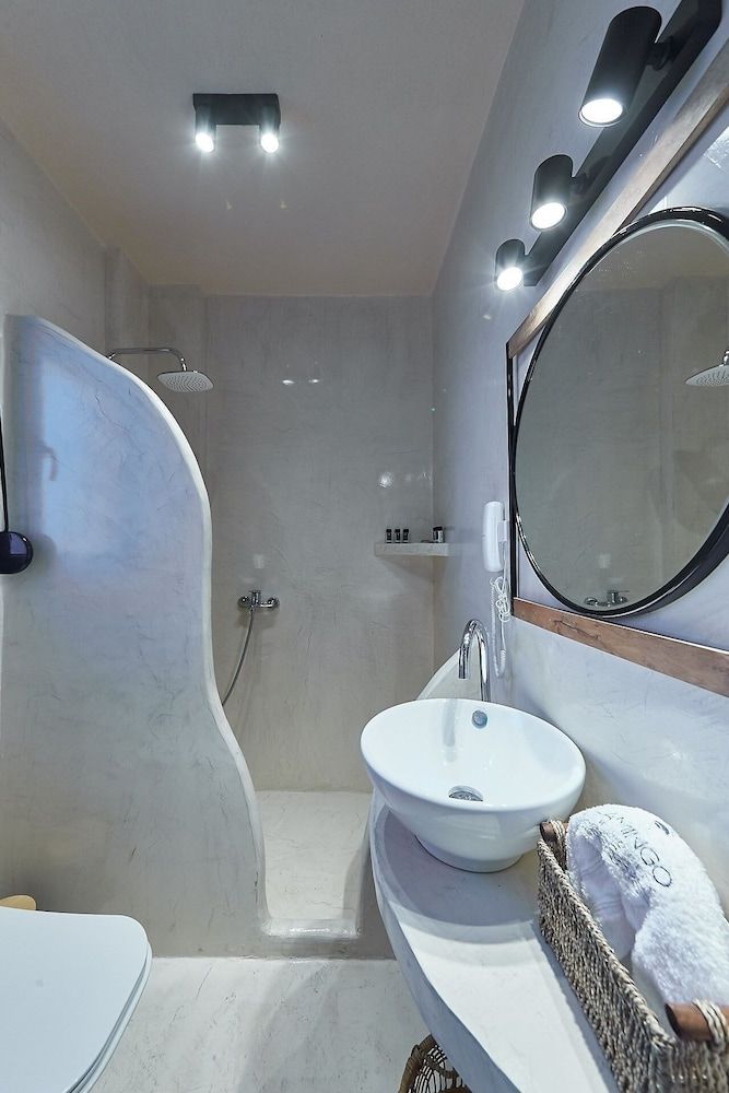 Flamingo Living Suites & Villas Junior Suite 4