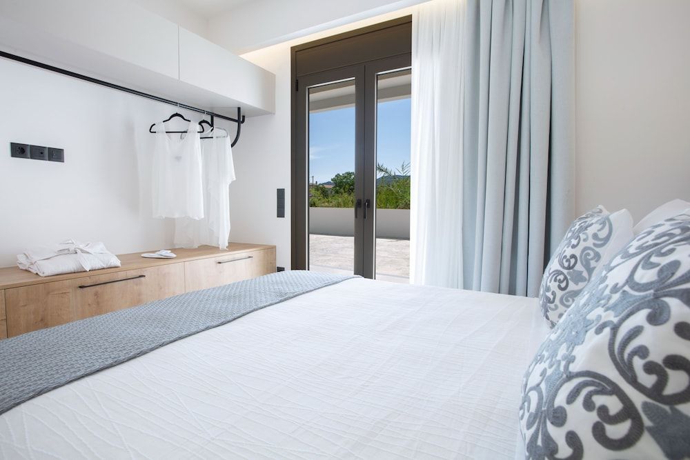 Executive Suite, Ground Floor
