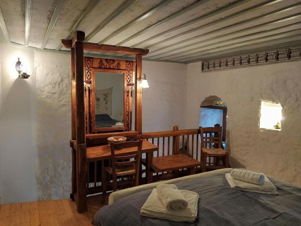 Kanto's Guesthouse Traditional Triple Room 4