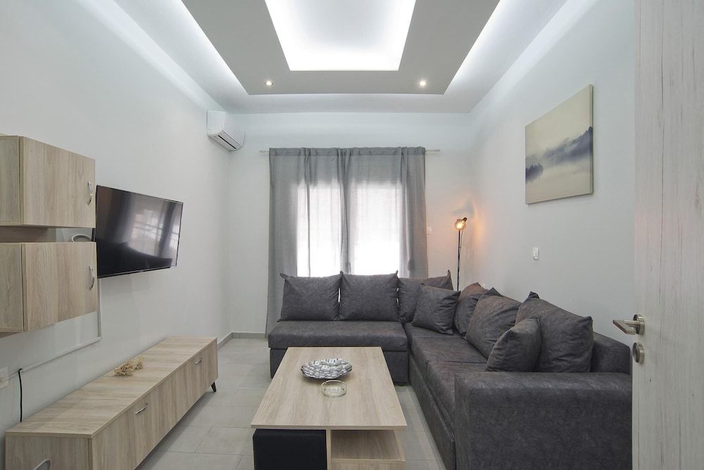 Sofia s Home in Piraeus