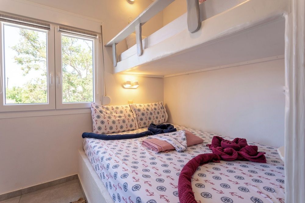 Family Triple Room, Multiple Beds, Kitchen, Sea View