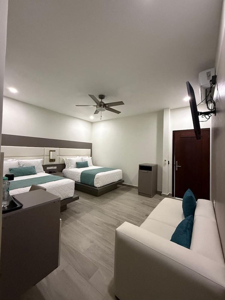 Hotel Tepeu Family Room 7