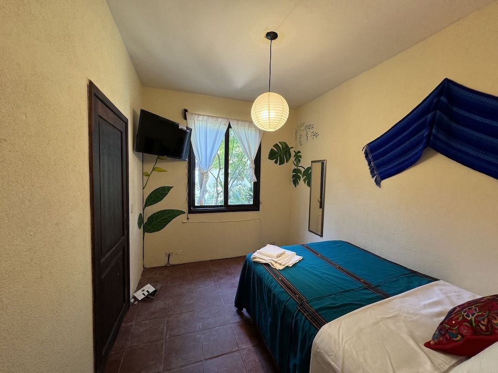 Hotel Panajachel Oasis Basic Double Room 7