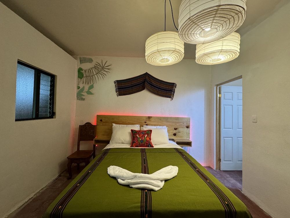 Hotel Panajachel Oasis Deluxe Double or Twin Room 2