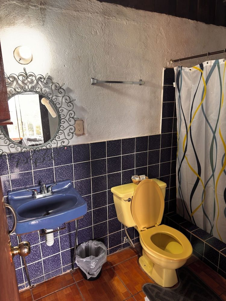 Hotel Hanna Resort Classic Room, Balcony, Lake View 10