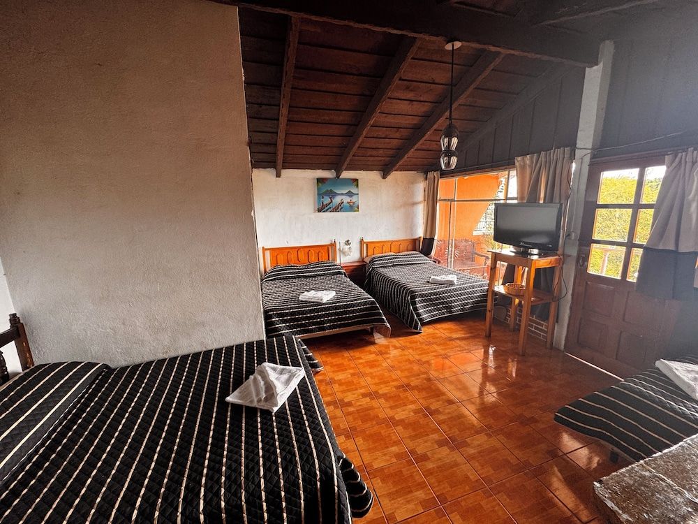 Hotel Hanna Resort Classic Room, Balcony, Lake View 2