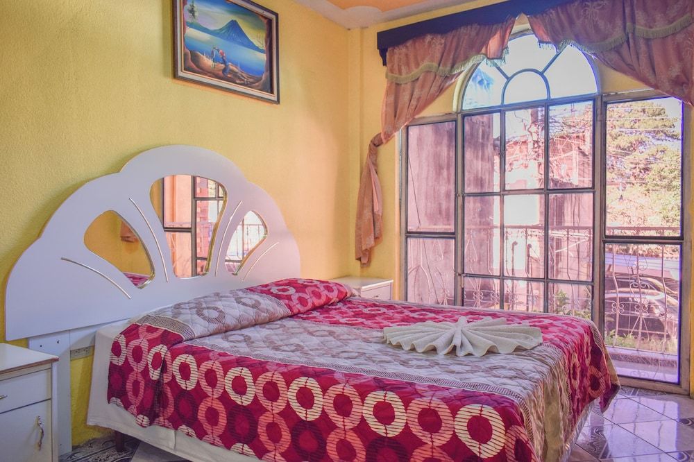 Hotel el Amigo Standard Single Room 4