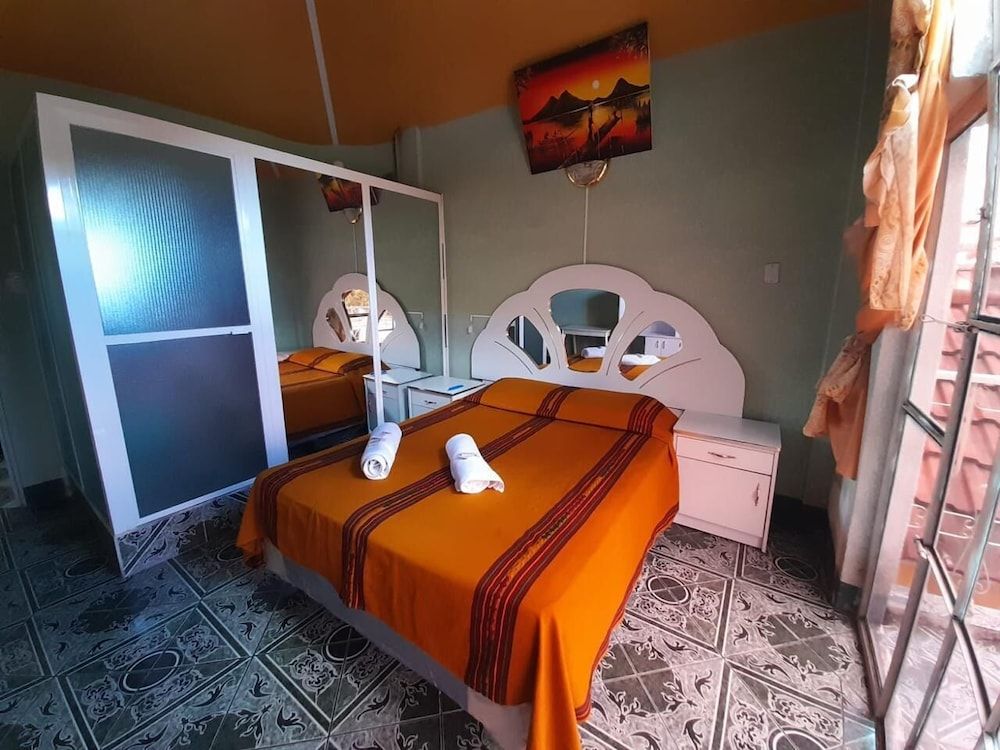 Hotel el Amigo Standard Single Room 3