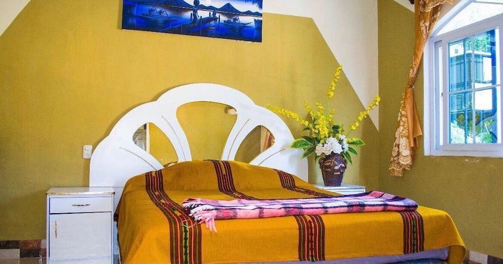 Hotel el Amigo Standard Single Room 2