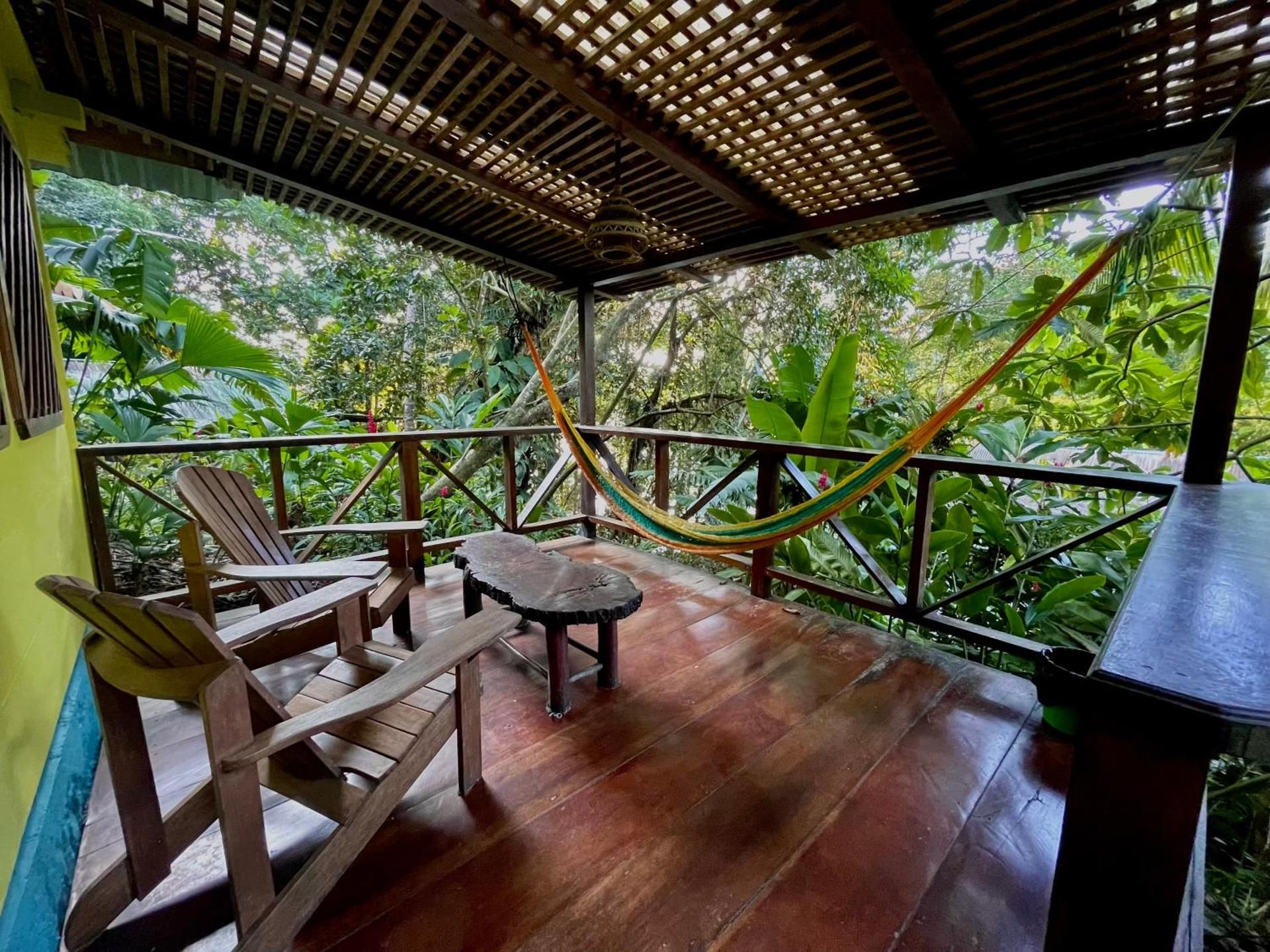 Bungalow with Garden View
