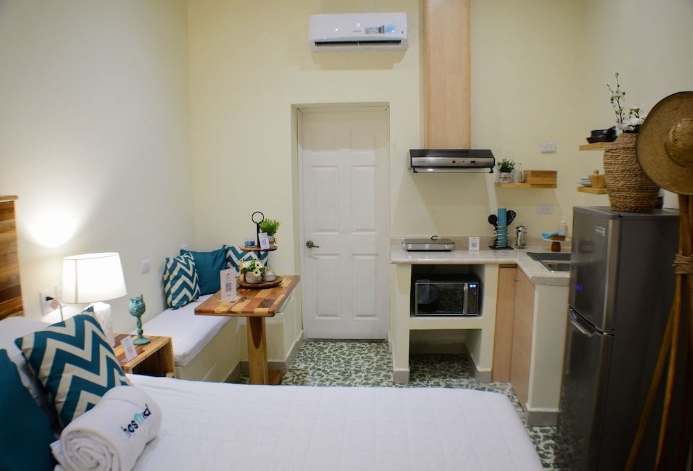 Hostted Elegant Apartment 15