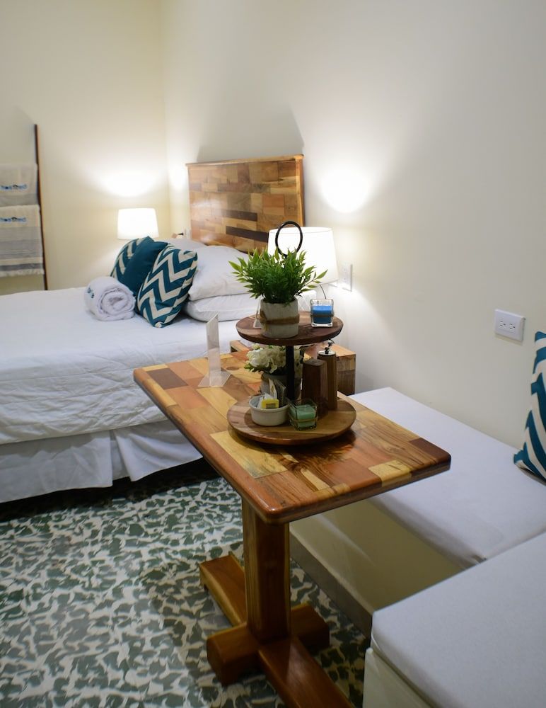 Hostted Elegant Apartment 6