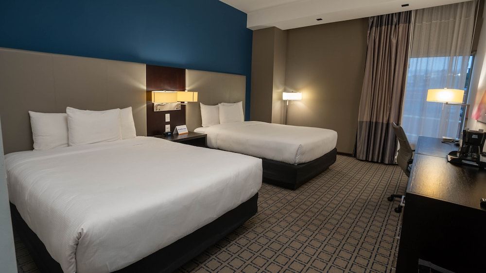 Room, 2 Queen Beds, Non Smoking (Upgrade)