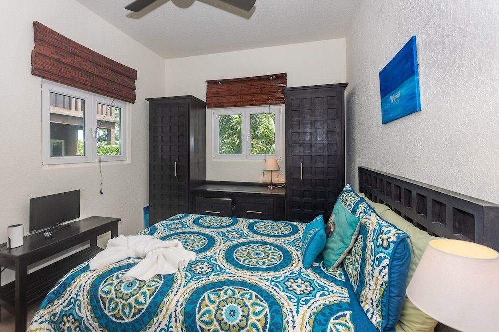 Condo, 3 Bedrooms