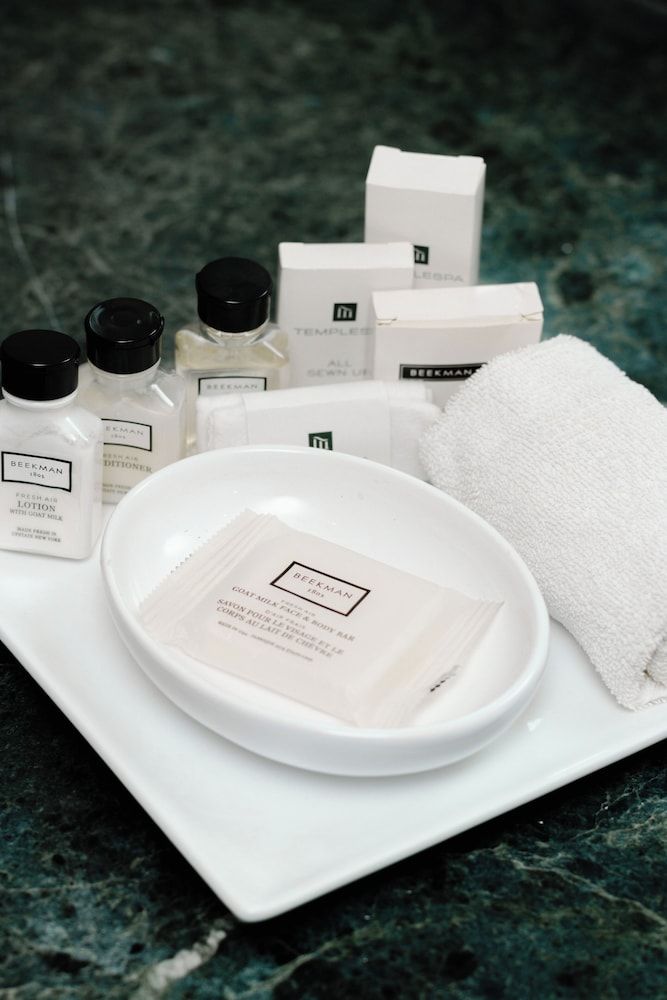 Intercity Tower Standard Double Room, 1 King Bed 10