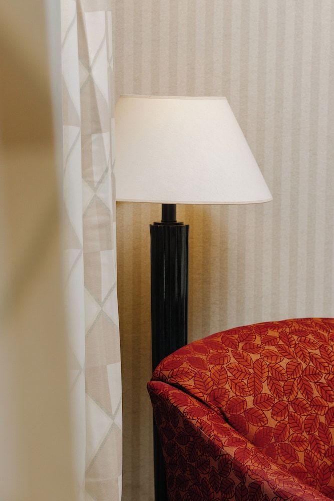 Intercity Tower Standard Double Room, 1 King Bed 12