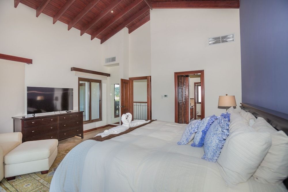 House, 4 Bedrooms