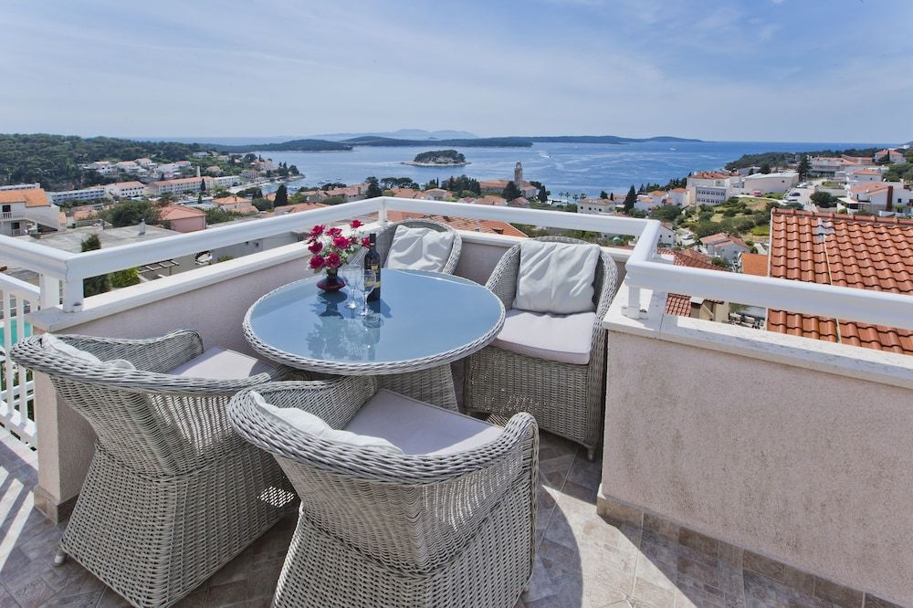 Apartmani Kresic 1 Deluxe Apartment, Sea View 5