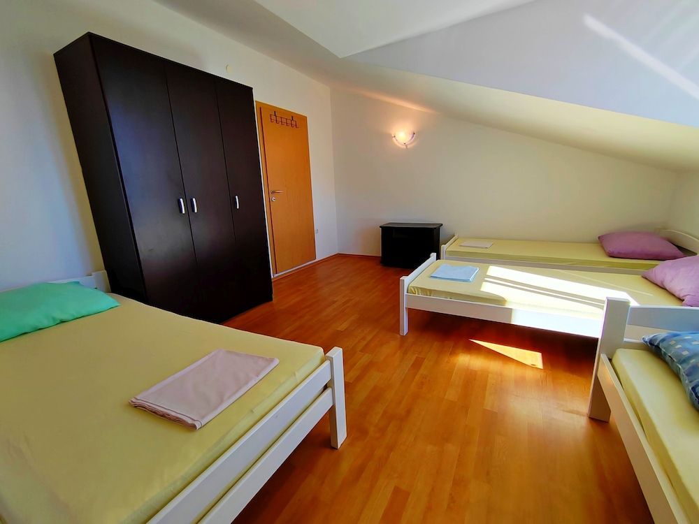 Apartment, 2 Bedrooms, Balcony, Garden View