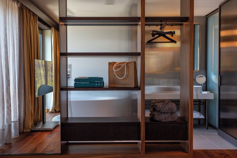 Keight Hotel Opatija, Curio Collection By Hilton Signature Suite, 1 King Bed (Keight) 8