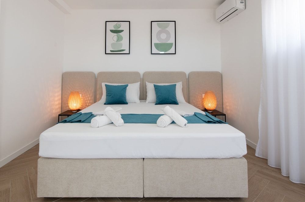 Deluxe Apartment, 1 Bedroom, Pool Access, Pool View