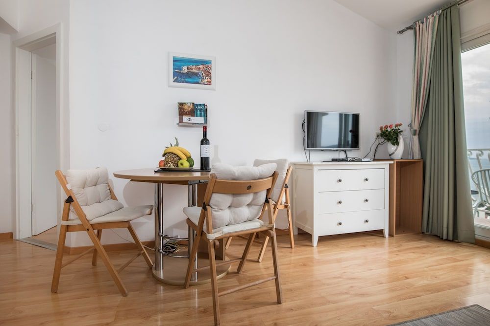 Apartments Andrijana Luxury Apartment, Balcony, Sea View 6