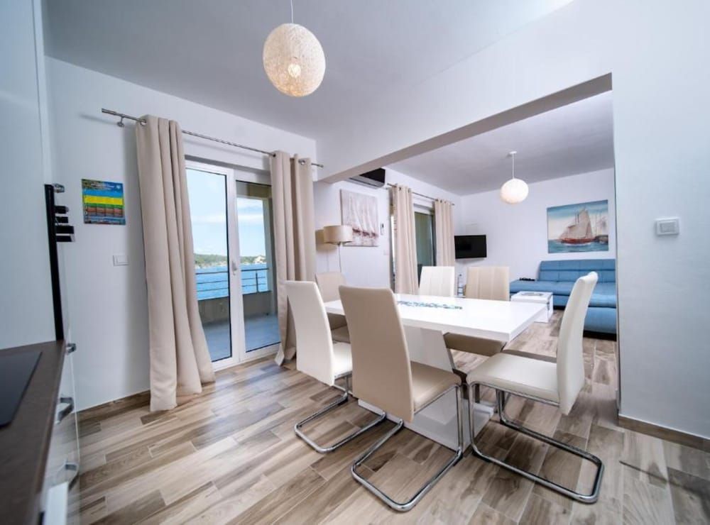 Apartments Villa Oceanus Apartment (Sea View Apartment 1 Golden sun) 24