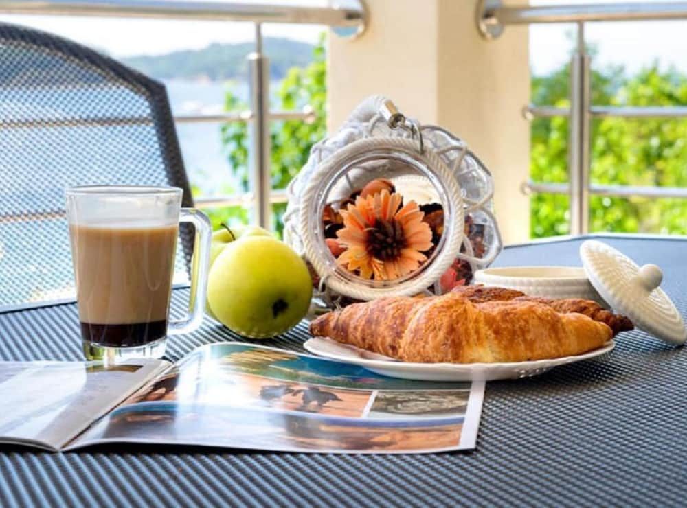 Apartments Villa Oceanus Apartment (Sea View Apartment 1 Golden sun) 9