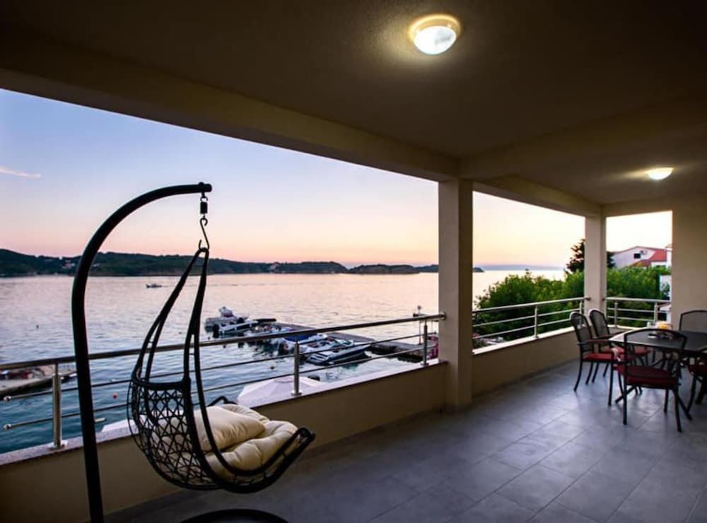 Apartments Villa Oceanus Apartment (Sea View Apartment 1 Golden sun) 6