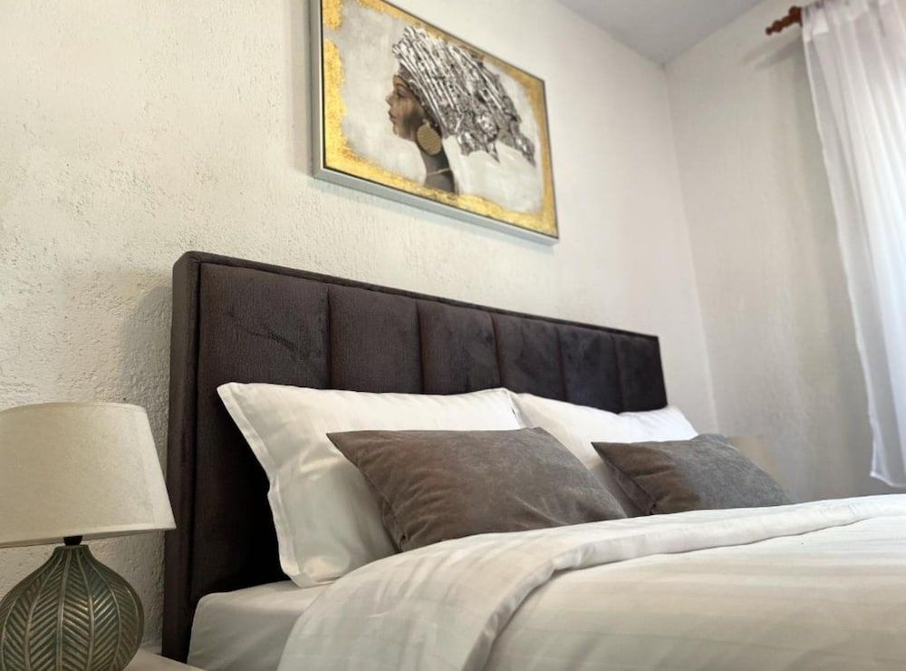 Apartment (One Bedroom Apartment with Balcony (3)