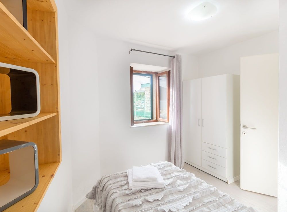 Holiday Home Riva House (Four Bedroom Holiday Home with Sea Vi) 13