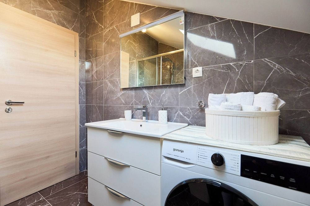 Apartment 2Home Standard Apartment 14