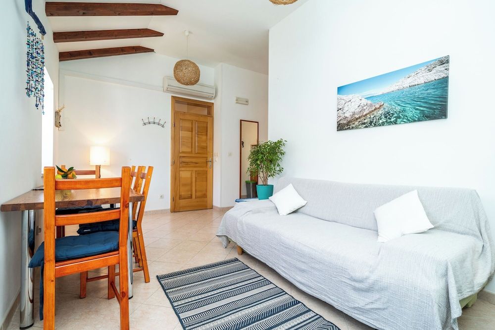 Apartment (Sea House 2)