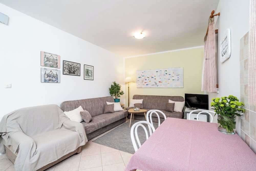 Apartment (Sea House 1)