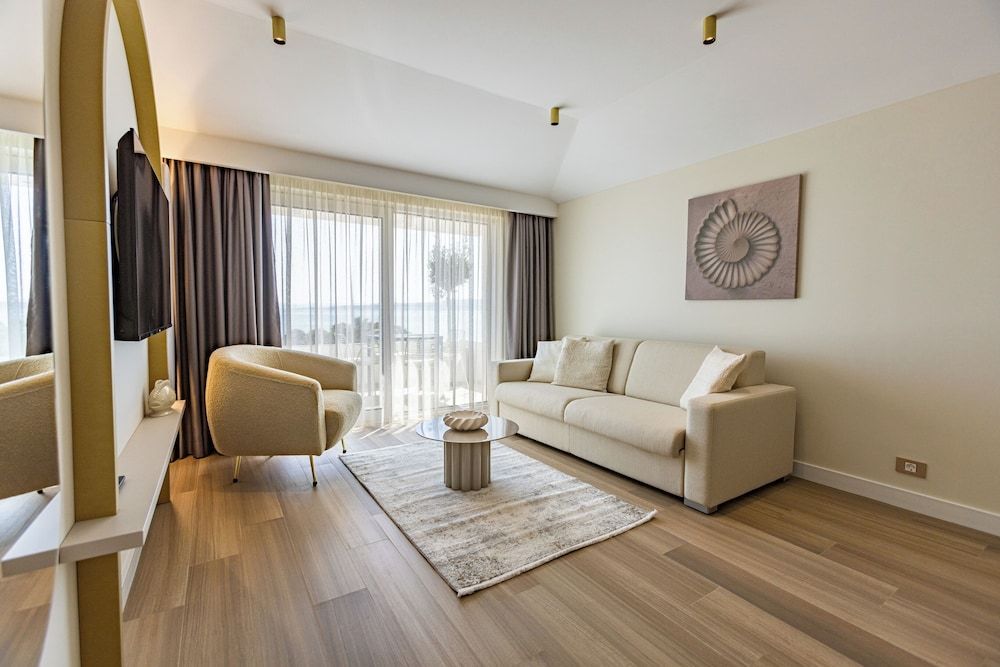 Exclusive villa M apartments