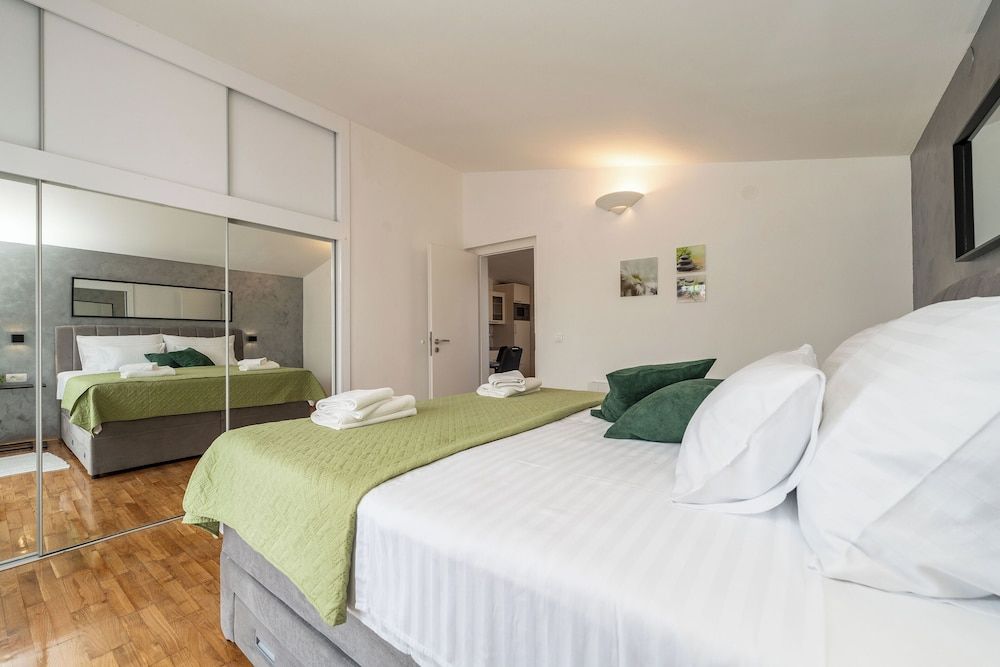 Economy Apartment, Sea View