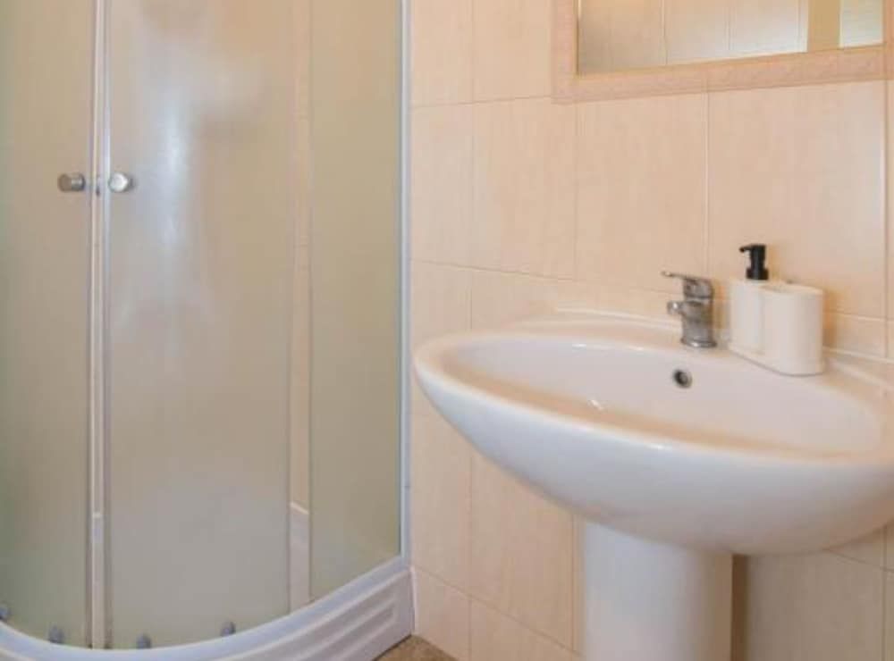 Apartments Bonic Apartment (2 Bedroom) 9