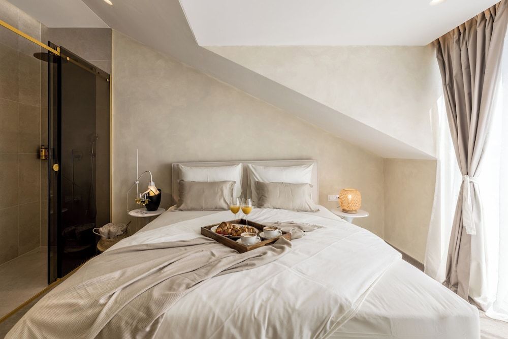 Hotel Aria Double Room, Balcony, Sea View 2