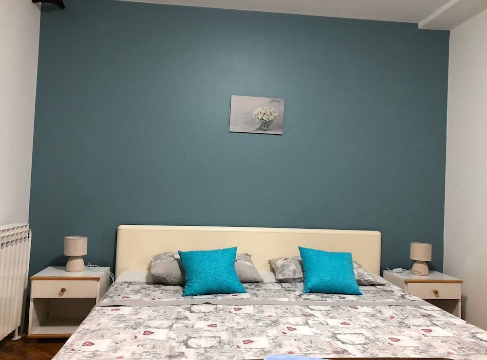 Apartment (Two Bedroom Apartment with Sea View)