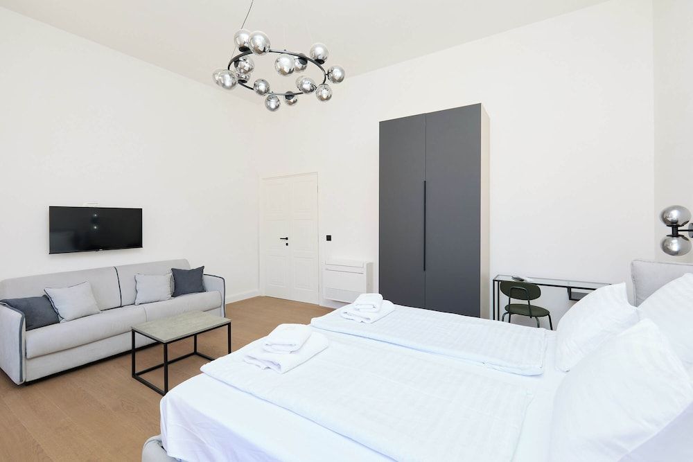 Superior Apartment, City View