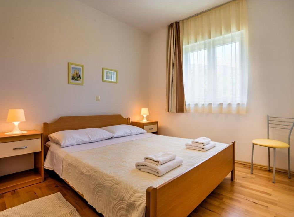 Apartment (Comfort One Bedroom Apartment with Ba)