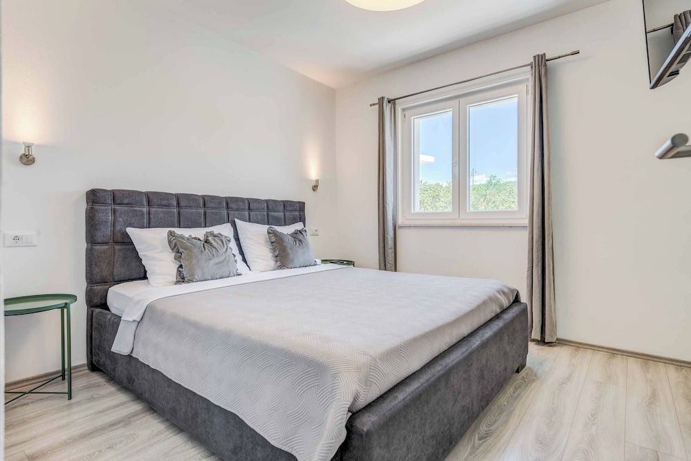 Villa (2 Bedrooms)