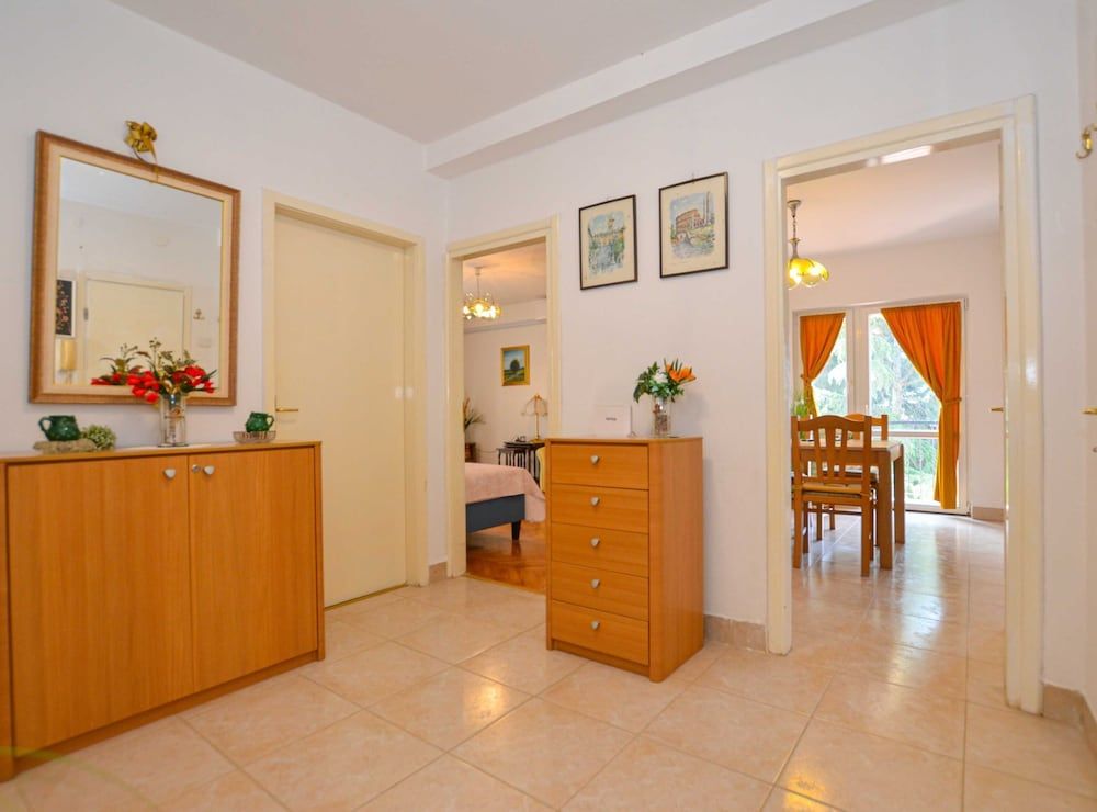 Apartment (One Bedroom Apartment with Balcony)