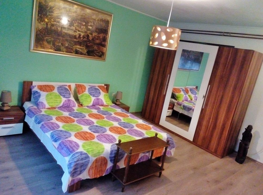 Apartment (One Bedroom Apartment with Balcony)