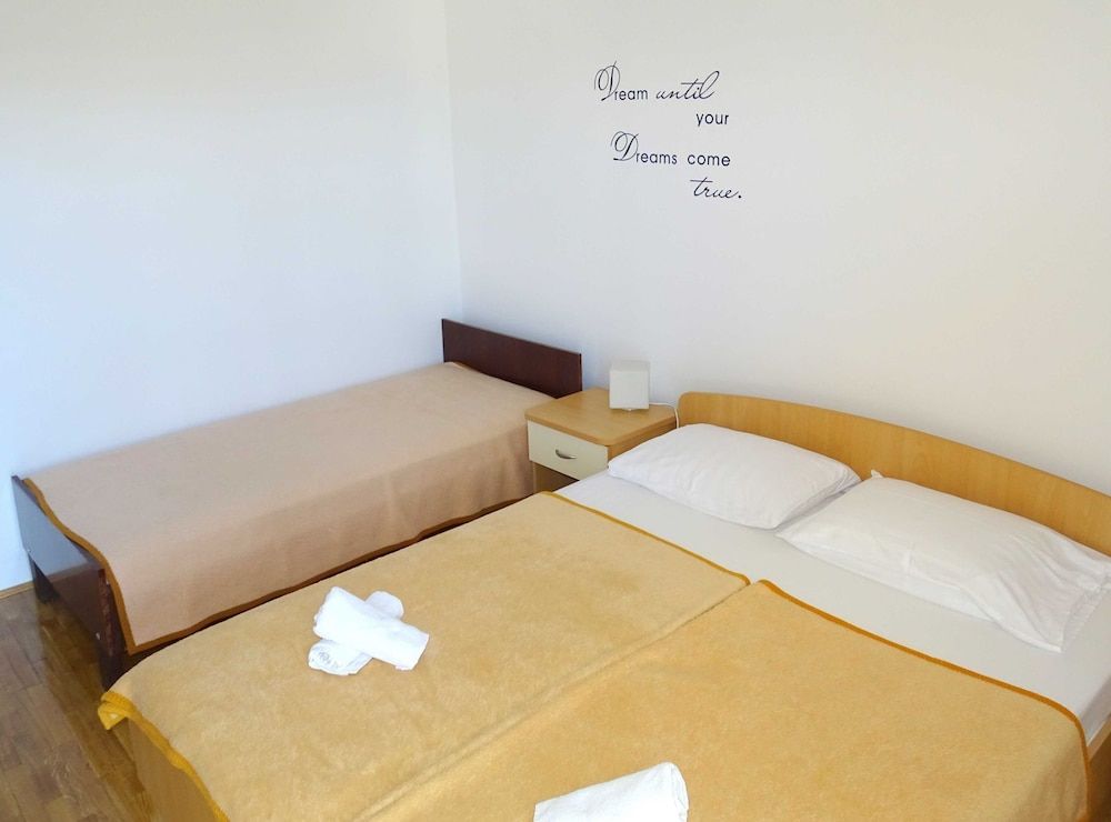 Apartment (Two Bedroom Apartment with Balcony)