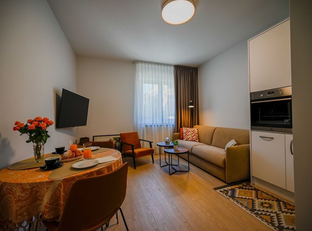 Apartment (Standard One Bedroom Apartment with T)
