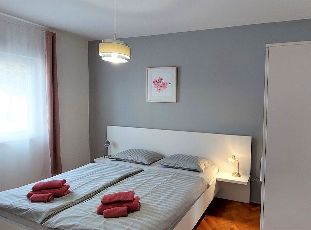 Apartment (Two Bedroom Apartment with Balcony)