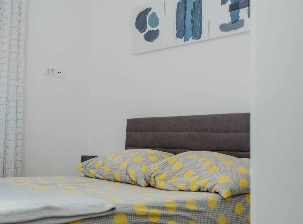 Apartment (Two Bedroom Apartment with Terrace)