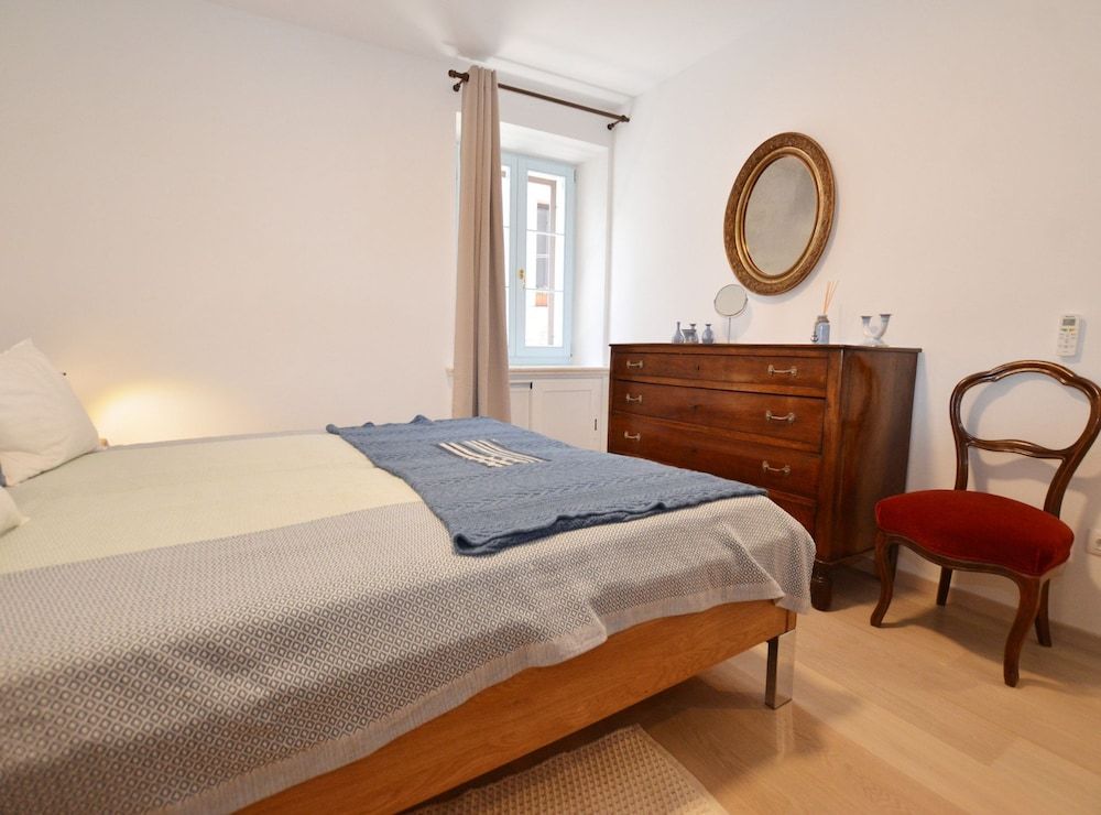 Apartment (One Bedroom Apartment with Sea View)